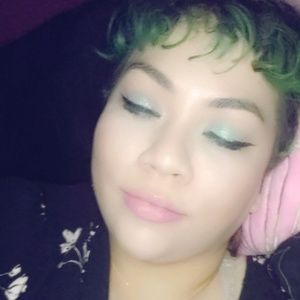 Meet your Posher, Ariana